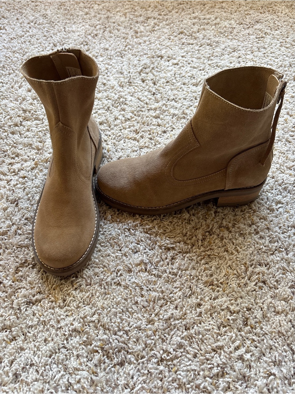 Cruza Mila Boots back ankle zip Taupe/Tan Sz 6.5